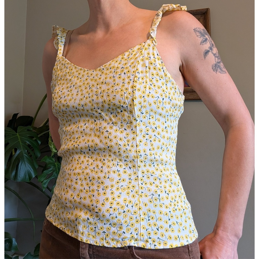 H&M Ruffle Top Smocked Yellow Ditsy Sunflower Daisy Hippie Boho Summer Prairie